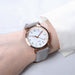 グレー