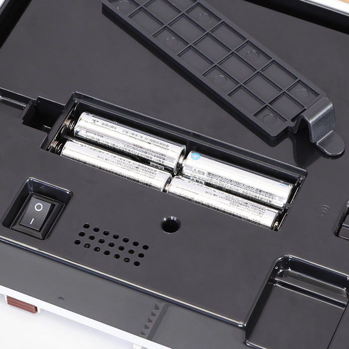 ホワイト